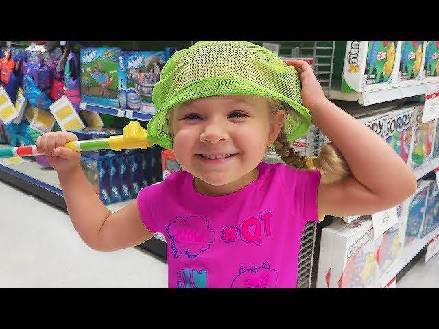 Diana with Mommy doing shopping in a toy store Funny video for kids and toddlers