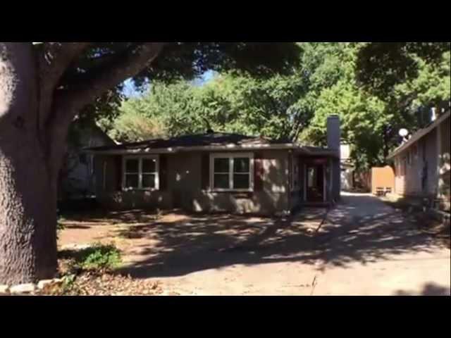 San Antonio House Rentals: Alamo Heights 2BR/2BA by San Antonio Property Management