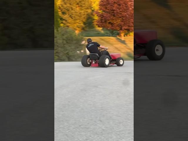 DRIFTING SLAMMED LAWNMOWER #lawnmower #drifting #auto #gokart #automobile #f1 #drifting #racing