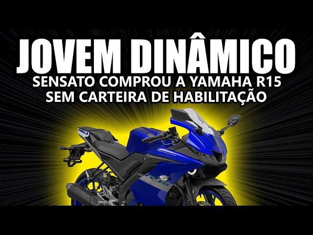 Jovem Dinâmico sensato comprou a Yamaha R15 sem carteira de habilitação