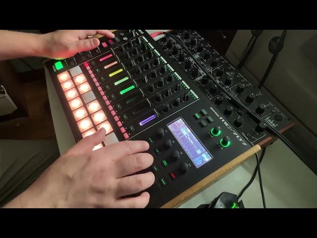 Roland MC-707 Sub Bass Tutorial