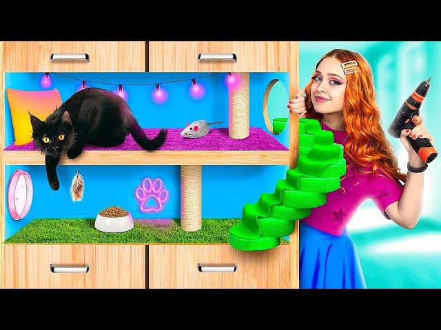 Secret Cat House in the Сloset! We Build a Secret Room for Pets!