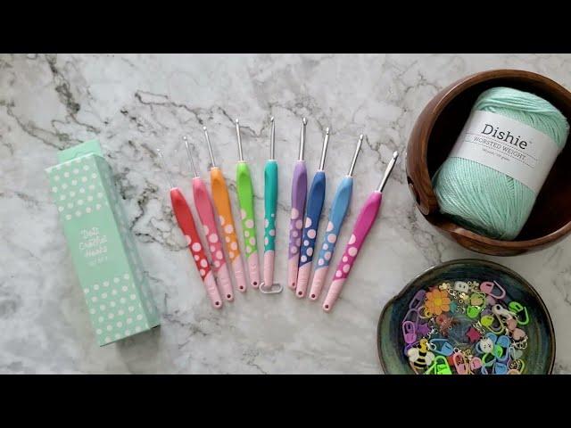 WeCrochet Dots Hook Set - Check Out This Fun Feature!