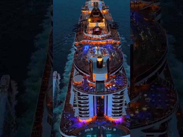 World's BIGGEST CRUISE SHIP ever built! [2024] #cruiseship #cruise