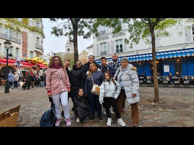 Un Tour por Montmartre en Español un Miércoles 06 de Noviembre junto con una Familia de México.