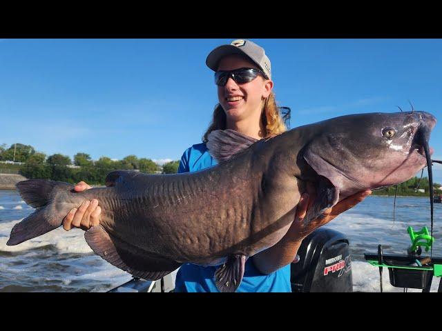 Record breaking day for giant Catfish on the Red River (Day 3)