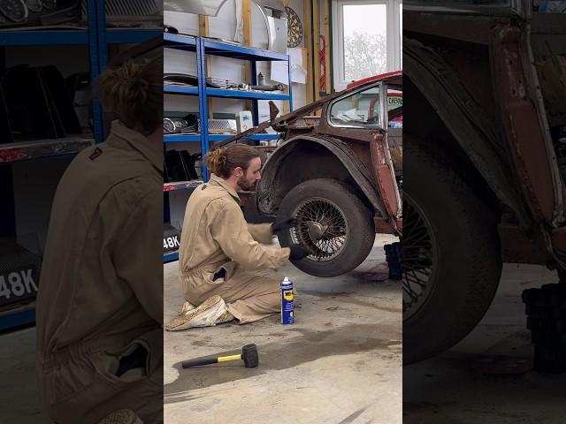 The good old way…#astonmartin #restoration #barnfind #classiccars #abandoned