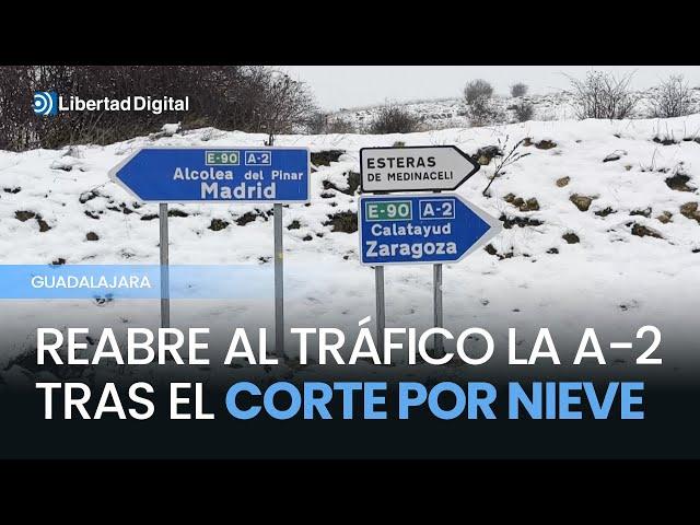 Reabre al tráfico la A-2 tras permanecer cortada por nieve