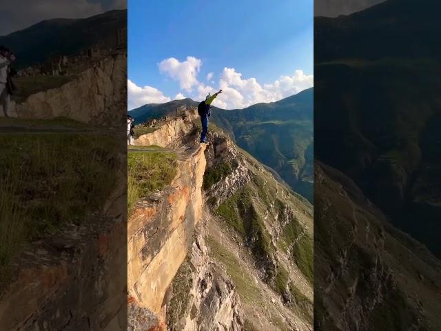 Прыжок с Языка Тролля , Гоор  #dagestan #travel #дагестан #mountain #landscape #шамильский