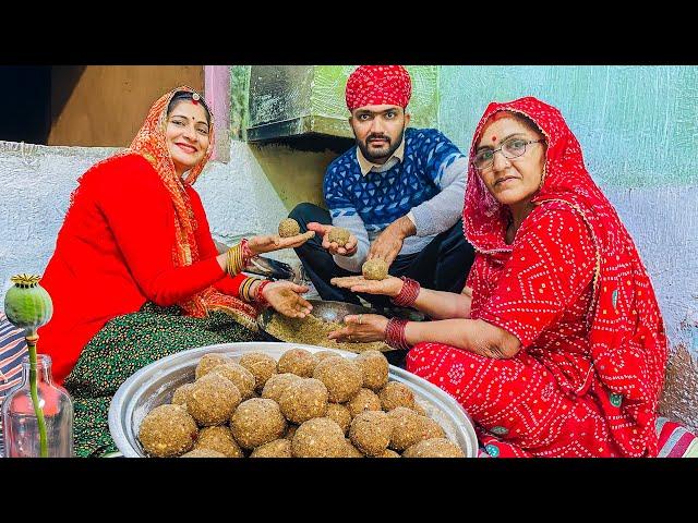 aƒim ke bij laddu me mila diye  for winters | methi laddu kaise banaye