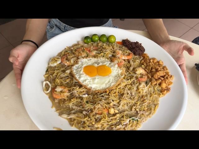 BIGGEST FRIED HOKKIEN MEE (福建面) Won 1st Place in Singapore! (Singapore street food)