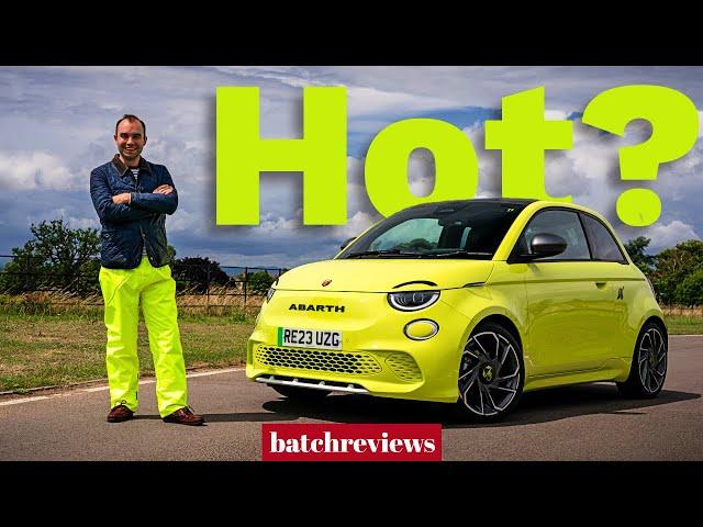 Abarth 500e 2023 review – Is this a proper hot hatch? | batchreviews (James Batchelor)