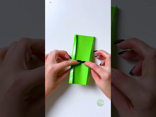 WOW!  Festive Tree With a Candy Surprise Inside! 