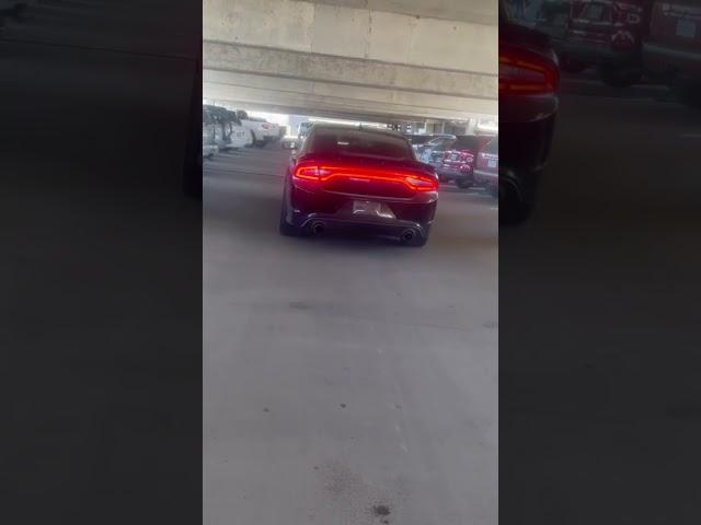 (Loud) Rt Charger in parking garage!! #youtubeshorts #mopar #blowup #srtpowered #rt #345