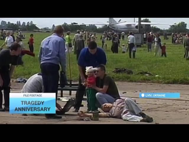 Lviv Honours 2002 Sknyliv Tragedy Victims: 77 people died, as Su-27 fighter crashed into crowd