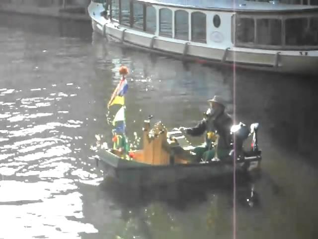 Amsterdam Canal Performance by the Mayor