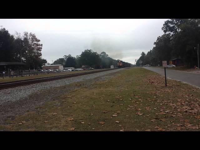 CSX NB Freight At Folkston w/a CSX ACe Leader!