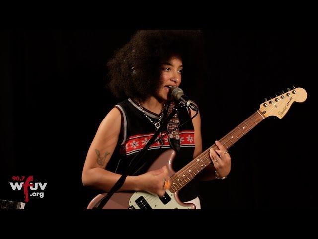 English Teacher - "R&B" (Live at WFUV)