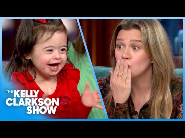 Kelly Clarkson Blows Kisses With Adorable Recipient Of Jack's Basket