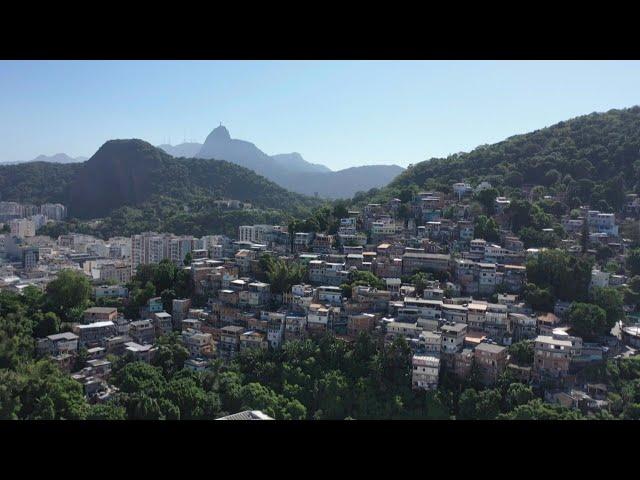 Solar energy project lowers bills in Rio de Janeiro favelaS | AFP