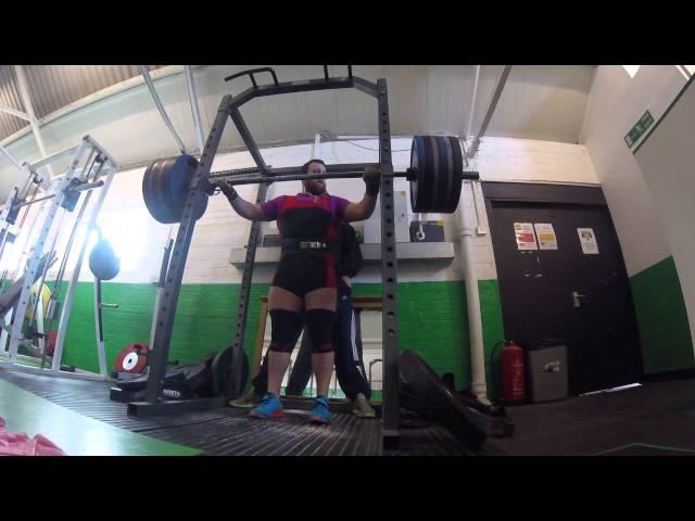 Monday squats 240KG x4 junior powerLifter Josh Greenfield