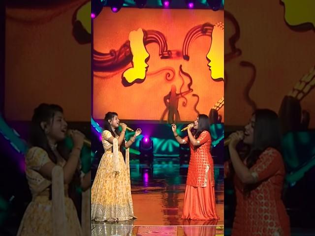 Ghar more pardesiya song par arunita aur shayli ki duet performance #indianidolseason12 #song