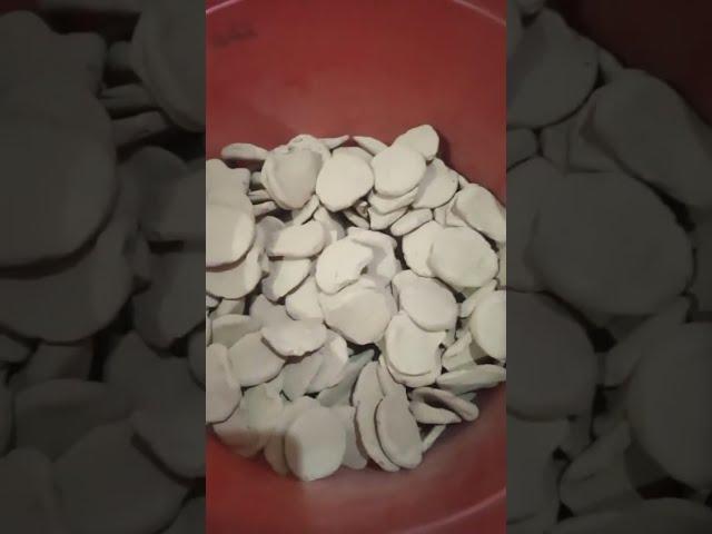 Slate Queen Pakistan clay seller is live! Stock Video