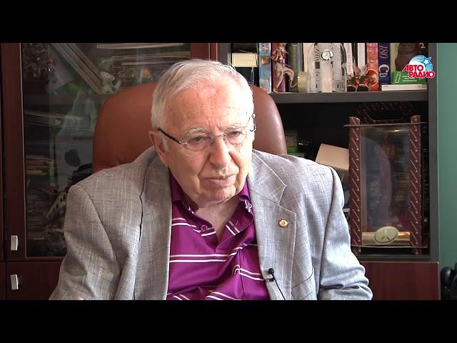 Вадим Михайлов изучает подземную Москву