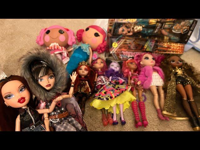 LIZZIE AND JAY’S AMAZING FLEA MARKET HAUL! Monster High, Ever After High and more!