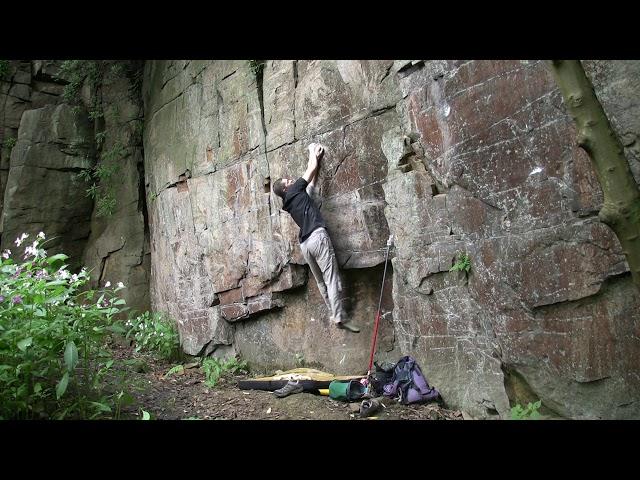 Jumbles - The Crescent of Embrace standing start (7A+) - first ascent