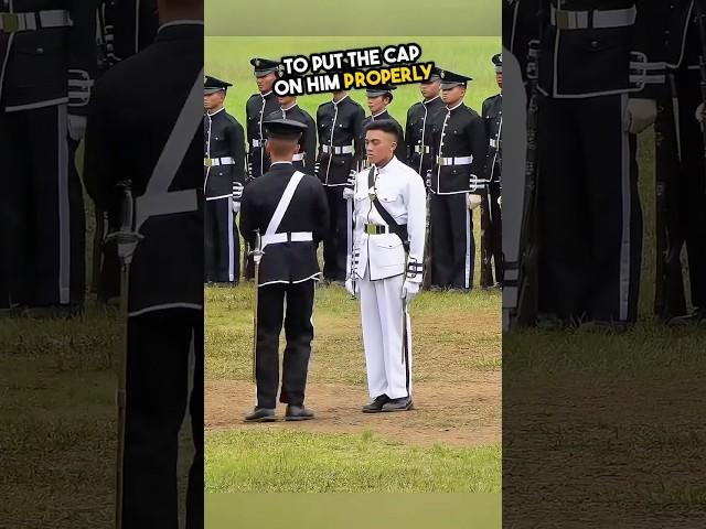 This soldier gave his friend a great help ️ #kindness #love #shorts