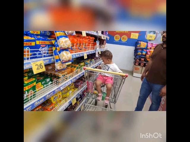 cute baby went shopping #kidsactivities #shorts#ytshorts#viral#trending#yana'sworld