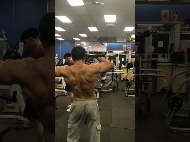 -STOP WORKING-OUT TO AMUSE PEOPLE! BIG ENOUGH TO GET FITSMALL ENOUGH TO GIVE A SHIT-