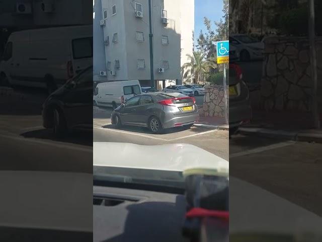 שיעור נהיגה לפני טסט. @liortal78