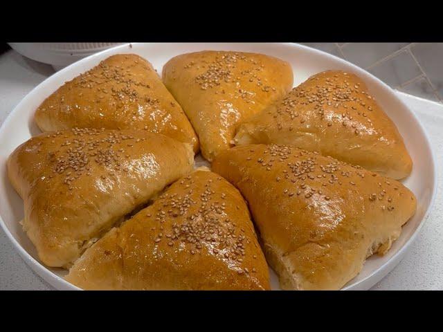 Delicious Cheesy Beef Bread , you need to try this !