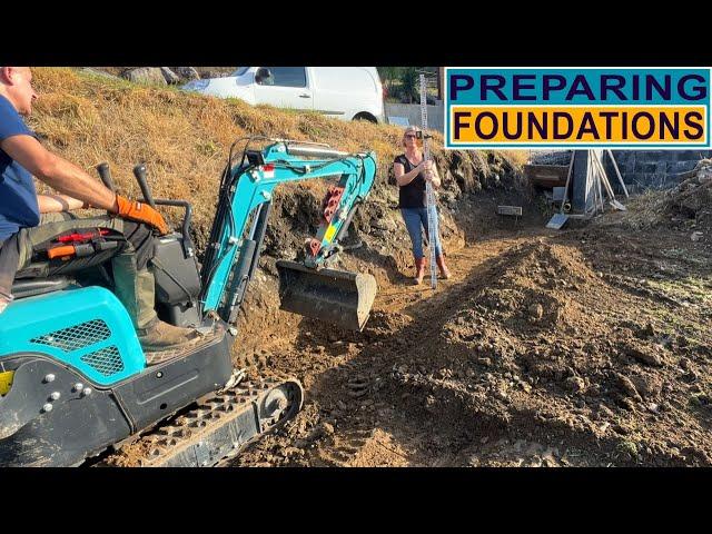 Mini Machines V Pickaxe & Shovel | Preparing the foundations