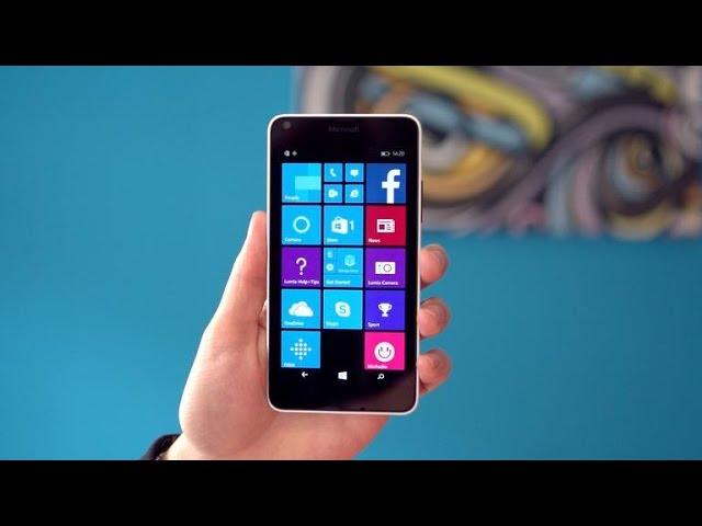 The fun, plastic Microsoft Lumia 640