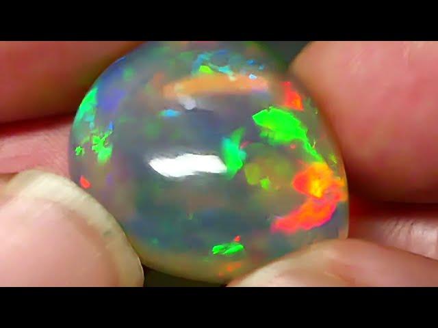 27.83 cts – Top Class Vivid Neon Full Color Spectrum Galaxy Pattern Transparent Crystal Welo Opal!