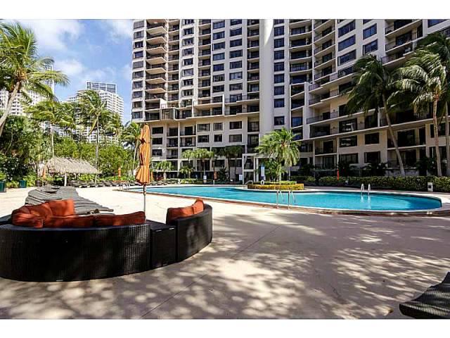 540 BRICKELL KEY DR # 606,Miami,FL 33131 Condo For Sale