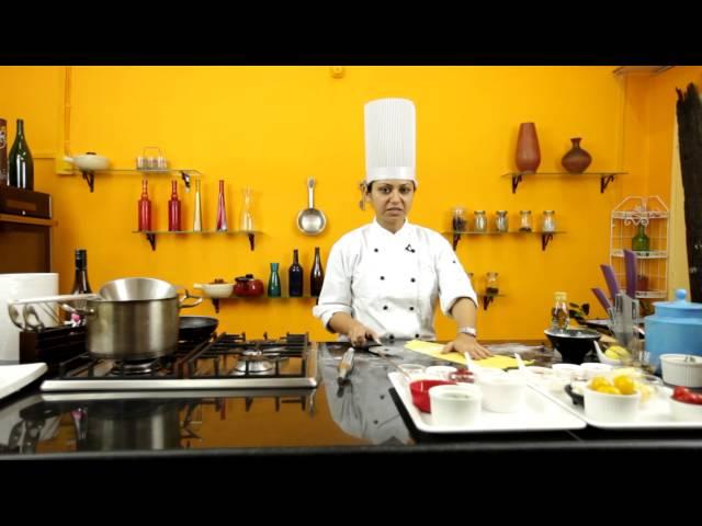 How to Make Prawn Ravioli (Part 2) - The Filling || Hopping Chef