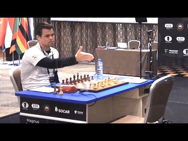 Magnus Carlsen Offers Handshake to his Invisible Opponent 