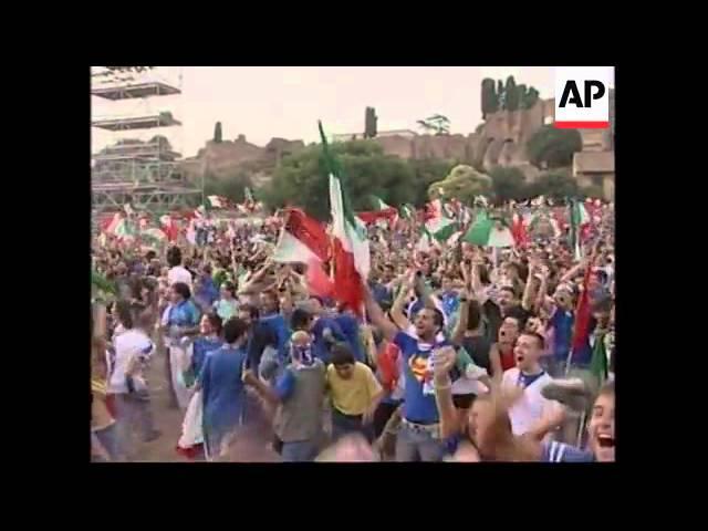 WRAP Fans watch final between Italy and France, reax to the penalties