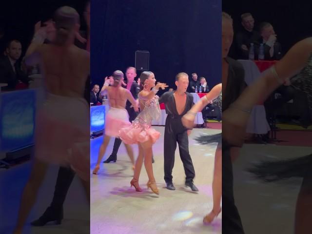 Look at this!️ #ballroomdance #latindance ##profesionaldancer #souldancers #jive
