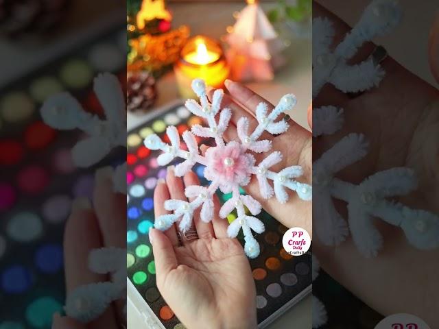 Here come the Exquisite snowflakes! #easytomake #diy #snowflakes #handmade