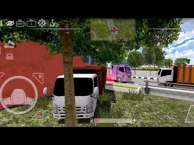 MUAT TRUK DAN MOBIL POLISI NABRAK POHON MENGGUNAKAN TRUK SRIKANDI TOWING - ES TRUK SIMULATOR ID