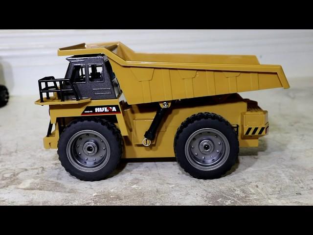 RC Dump Truck Unboxing and Review HuiNa Toys 1540 2.4G 6 Channel Remote Control 1/12 Scale.