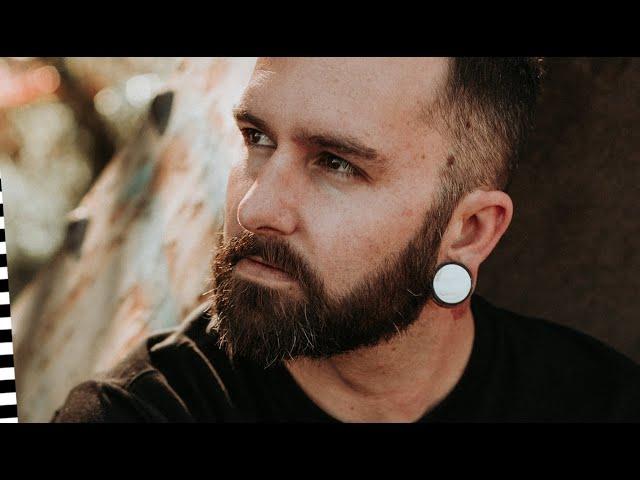 Horn Plugs With Mother of Pearl Inlay | UrbanBodyJewelry.com