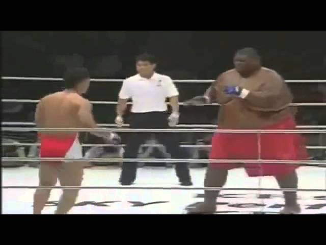 700 lb  Fat Guy vs 170 lb  MMA Fighter Low