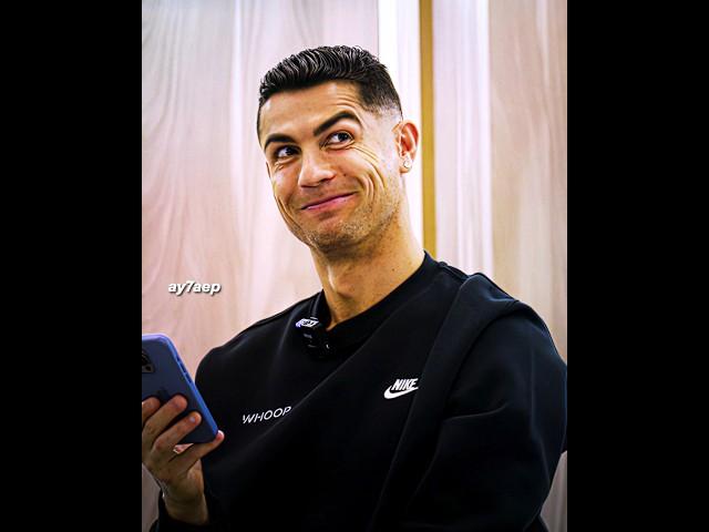 Ronaldo Reacts To His Elastico Skill ️