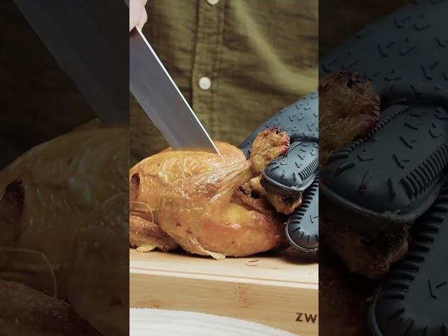 Fire up the grill and protect your hands with our food-safe silicone gloves.